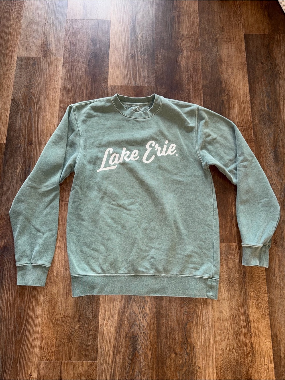 Lake Erie - Erie Apparel crewneck - size S